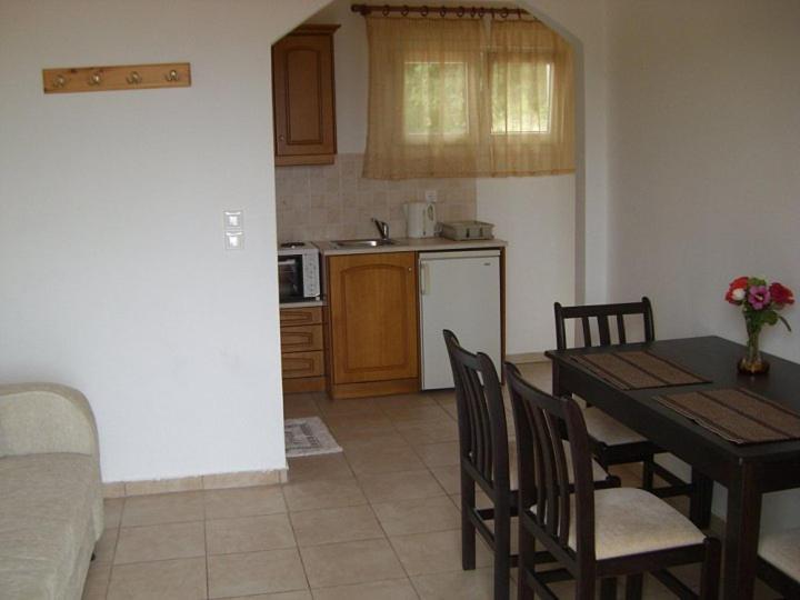 Anatoli Apartments Agios Stefanos Avliotes  Exterior foto